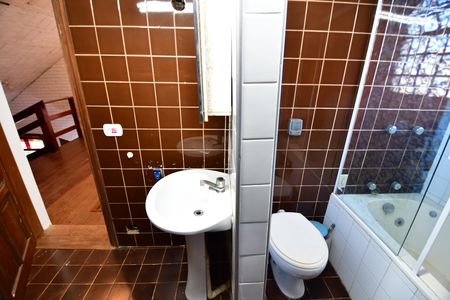 Casa para alugar com 210m², 3 quartos e 1 vagaBanheiro