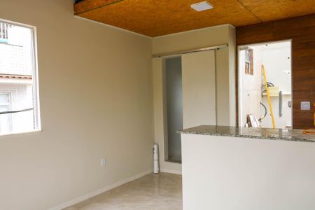 Sala de casa de condomínio para alugar com 1 quarto, 35m² em Méier, Rio de Janeiro