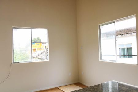 Sala de casa de condomínio para alugar com 1 quarto, 35m² em Méier, Rio de Janeiro