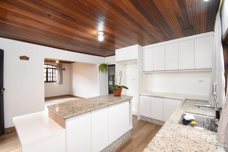 Casa para alugar com 129m², 3 quartos e 4 vagasCozinha