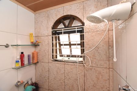 Casa para alugar com 129m², 3 quartos e 4 vagasBanheiro 