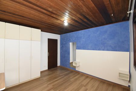 Casa para alugar com 129m², 3 quartos e 4 vagasQuarto 2