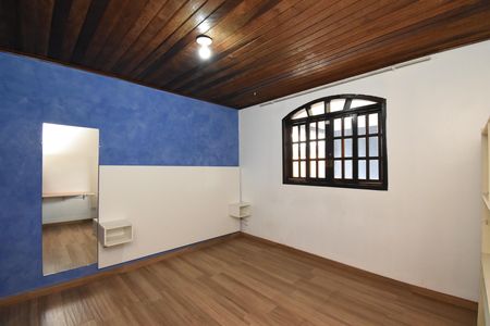 Casa para alugar com 129m², 3 quartos e 4 vagasQuarto 2