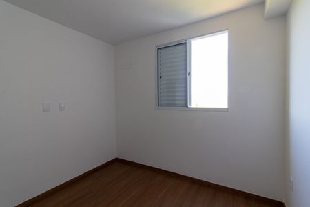 Apartamento à venda com 44m², 2 quartos e 1 vagaQuarto 2