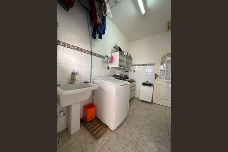 Casa de condomínio à venda com 420m², 5 quartos e 4 vagasFoto 04