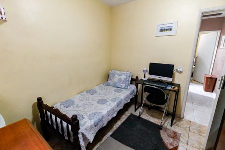 Casa à venda com 80m², 2 quartos e 2 vagas Casa à venda com 80m², 2 quartos e 2 vagasQuarto 2