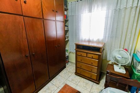 Casa à venda com 80m², 2 quartos e 2 vagas Casa à venda com 80m², 2 quartos e 2 vagasQuarto 2