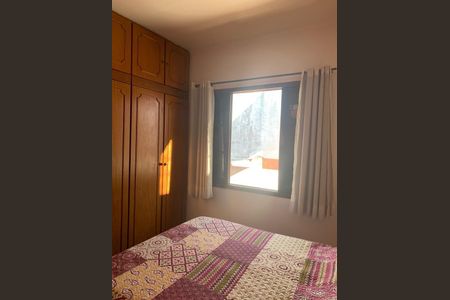 Casa à venda com 3 quartos, 120m² em Jardim Maria Rosa, Taboão da Serra