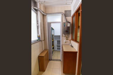 Apartamento para alugar com 133m², 2 quartos e 1 vaga Apartamento para alugar com 133m², 2 quartos e 1 vagaCozinha e Área de Serviço