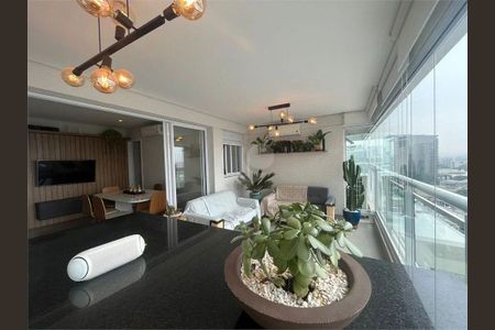 Apartamento à venda com 117m², 3 quartos e 2 vagas