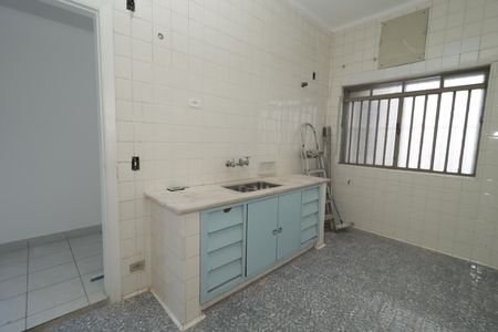 Casa para alugar com 180m², 2 quartos e 1 vagaCozinha
