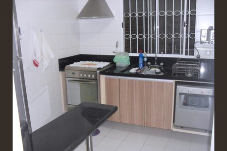 Casa à venda com 3 quartos, 131m² em Vila Morse, São Paulo