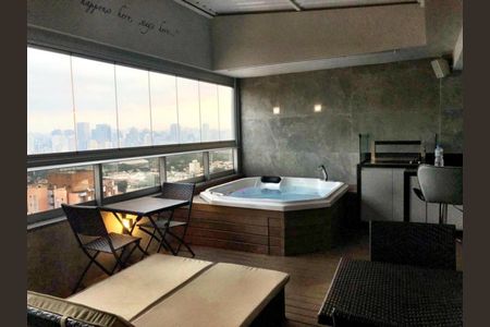 Apartamento à venda com 142m², 2 quartos e 2 vagas