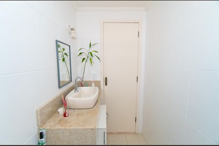 Apartamento à venda com 60m², 2 quartos e 1 vaga Apartamento à venda com 60m², 2 quartos e 1 vagaBanheiro
