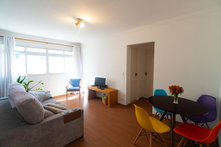 Apartamento à venda com 60m², 2 quartos e 1 vaga Apartamento à venda com 60m², 2 quartos e 1 vagaSala