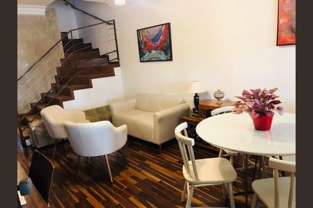 Casa à venda com 3 quartos, 100m² em Jardim Guarau, São Paulo