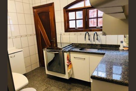 Casa à venda com 100m², 3 quartos e 1 vaga