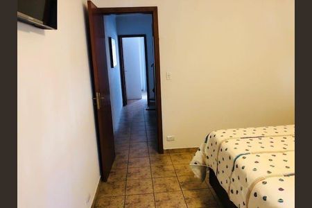 Casa à venda com 3 quartos, 100m² em Jardim Guarau, São Paulo