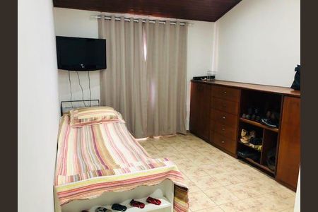 Casa à venda com 100m², 3 quartos e 1 vaga