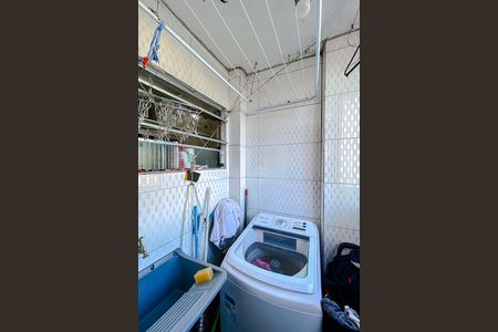 Apartamento à venda com 65m², 2 quartos e sem vaga Apartamento à venda com 65m², 2 quartos e sem vagaÁrea de Serviço