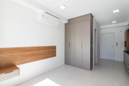 Apartamento para alugar com 28m², 1 quarto e sem vagaSala e Quarto