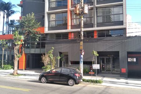 Studio para alugar com 28m², 1 quarto e sem vaga Studio para alugar com 28m², 1 quarto e sem vagaFachada