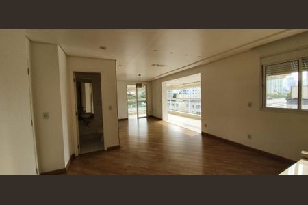 Apartamento à venda com 3 quartos, 127m² em Vila Firmiano Pinto, São Paulo