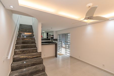 Sala de Estar/Jantar de casa para alugar com 2 quartos, 125m² em Jardim Minezotta (nova Veneza), Sumaré