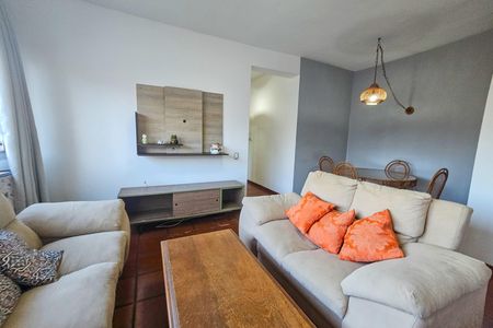 Apartamento para alugar com 90m², 2 quartos e 1 vaga