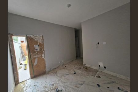 Casa à venda com 3 quartos, 90m² em Jardim Bandeirantes (Zona Norte), São Paulo