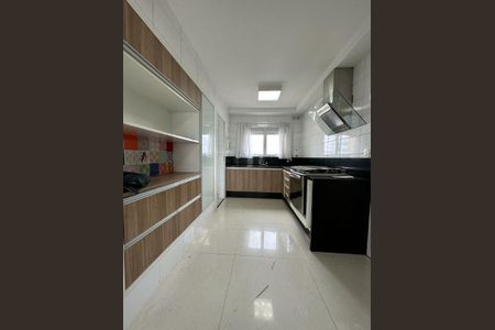 Apartamento à venda com 178m², 3 quartos e 3 vagas