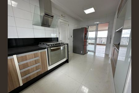 Apartamento à venda com 178m², 3 quartos e 3 vagas
