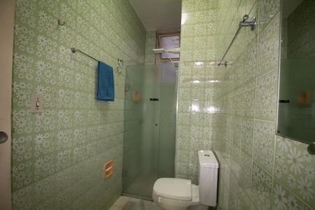 Apartamento à venda com 86m², 3 quartos e 1 vaga Apartamento à venda com 86m², 3 quartos e 1 vagaBanheiro Social