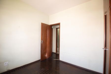 Apartamento à venda com 86m², 3 quartos e 1 vaga Apartamento à venda com 86m², 3 quartos e 1 vagaQuarto 02