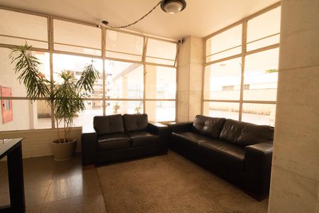 Apartamento à venda com 86m², 3 quartos e 1 vaga Apartamento à venda com 86m², 3 quartos e 1 vagaArea Comum - Hall