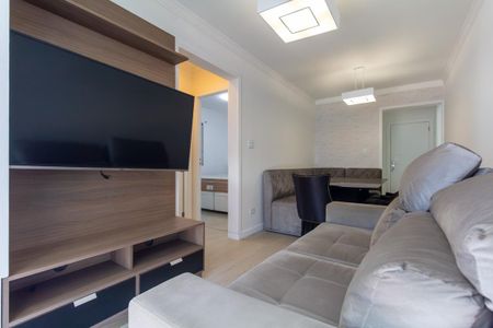 Apartamento à venda com 44m², 2 quartos e 1 vaga Apartamento à venda com 44m², 2 quartos e 1 vagaSala