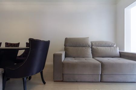 Apartamento à venda com 44m², 2 quartos e 1 vaga Apartamento à venda com 44m², 2 quartos e 1 vagaSala