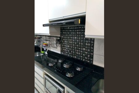 Cozinha de apartamento à venda com 2 quartos, 60m² em Fernão Dias, Belo Horizonte