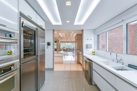 Apartamento à venda com 244m², 3 quartos e 3 vagas Apartamento à venda com 244m², 3 quartos e 3 vagasFoto 30