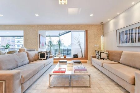 Apartamento à venda com 244m², 3 quartos e 3 vagas Apartamento à venda com 244m², 3 quartos e 3 vagasFoto 10