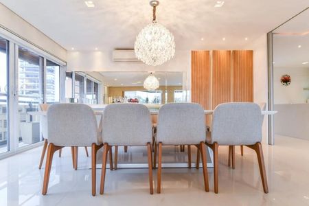 Apartamento à venda com 244m², 3 quartos e 3 vagas Apartamento à venda com 244m², 3 quartos e 3 vagasFoto 08