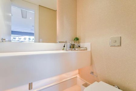 Apartamento à venda com 244m², 3 quartos e 3 vagas Apartamento à venda com 244m², 3 quartos e 3 vagasFoto 15