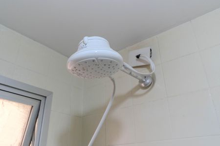 Apartamento para alugar com 57m², 2 quartos e 1 vaga Apartamento para alugar com 57m², 2 quartos e 1 vagaBanheiro da Suíte 1
