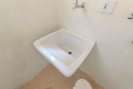 Apartamento para alugar com 57m², 2 quartos e 1 vaga Apartamento para alugar com 57m², 2 quartos e 1 vagaCozinha e Área de Serviço
