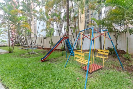 Apartamento para alugar com 57m², 2 quartos e 1 vaga Apartamento para alugar com 57m², 2 quartos e 1 vagaÁrea comum - Playground