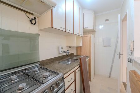 Apartamento para alugar com 57m², 2 quartos e 1 vaga Apartamento para alugar com 57m², 2 quartos e 1 vagaCozinha e Área de Serviço