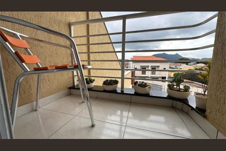 Casa à venda com 200m², 3 quartos e 4 vagas