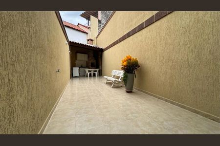 Casa à venda com 200m², 3 quartos e 4 vagas