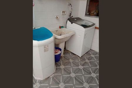 Casa à venda com 3 quartos, 105m² em Jardim Dom Bosco, São Paulo
