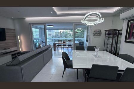 Apartamento à venda com 3 quartos, 118m² em Água Branca, São Paulo